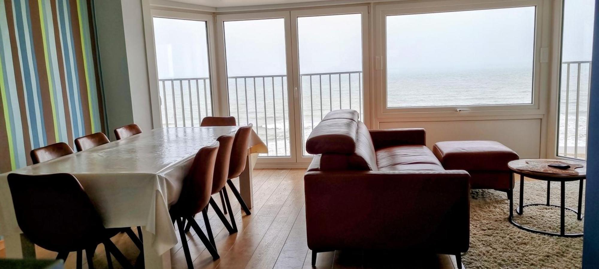 Zeedijk 241, Uitzicht Op Zee, Vue Sur La Mer Koksijde Luaran gambar